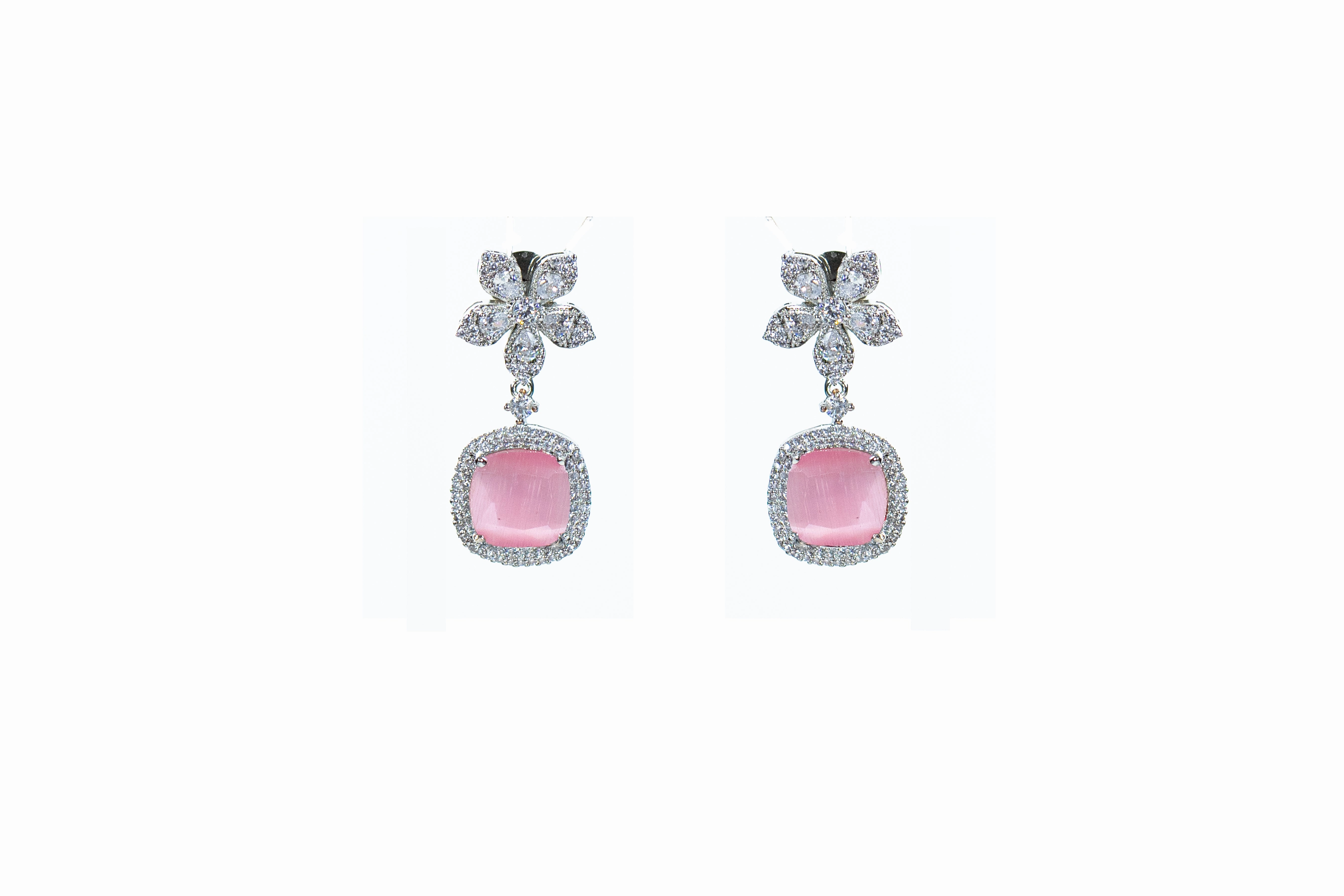Floro princess daily wear earring Minimal Edge