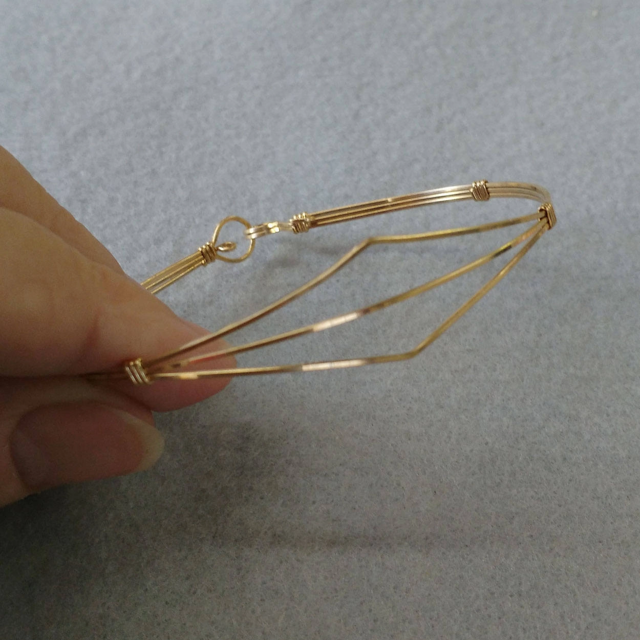 Recognized Vision Gold Filled 3-Strand Wire Wrapped Stackable Bracelet - SSSpo