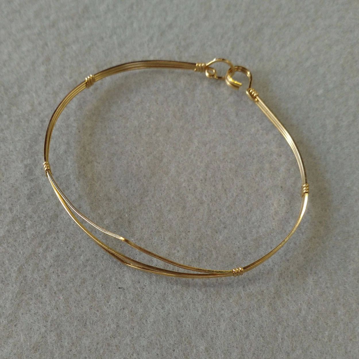 Lightweight Feel Final Chapter Gold Filled 3-Strand Wire Wrapped Stackable Bracelet - SSSpo