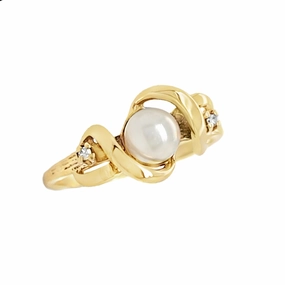Social Embellishment Attractive Feature Gold Swirl Pearl Ring