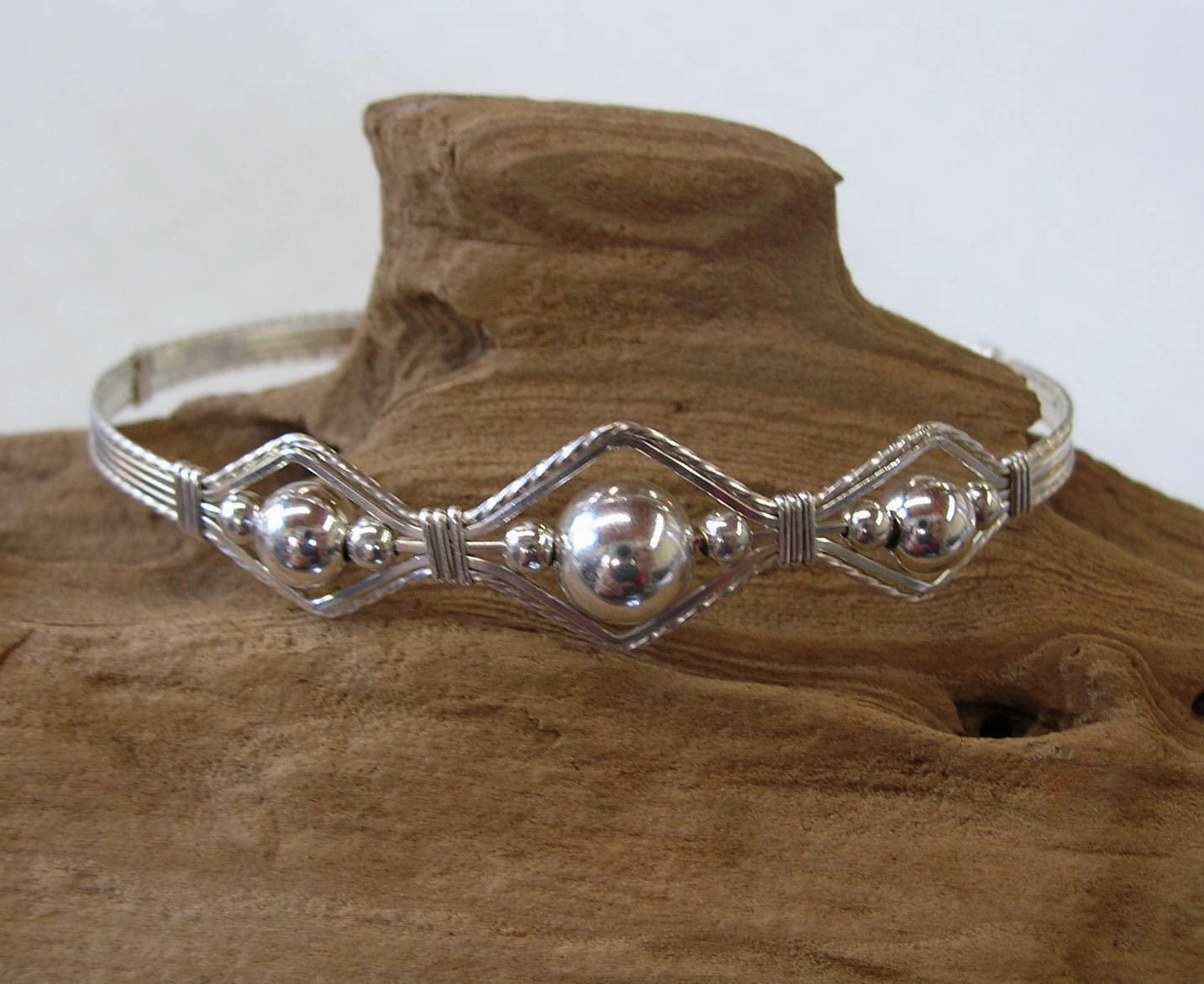 Customer Favorite Retro Revival 3-Bead Point Smooth Sterling Silver Beads Wire Wrapped Bracelet