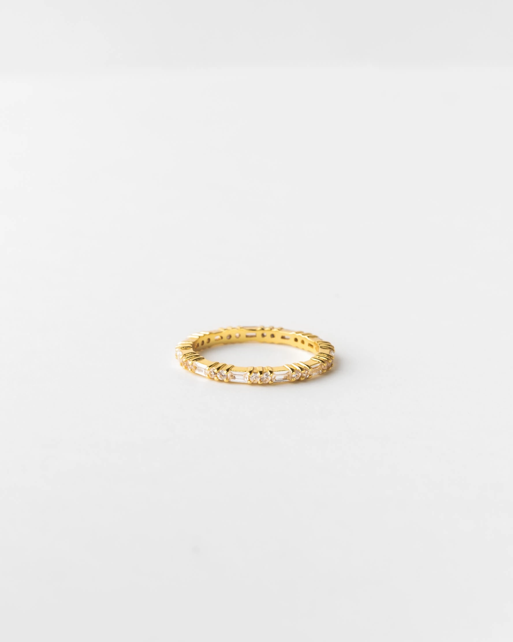 Graceful Shape Effortless Fit Grace Diamond Ring