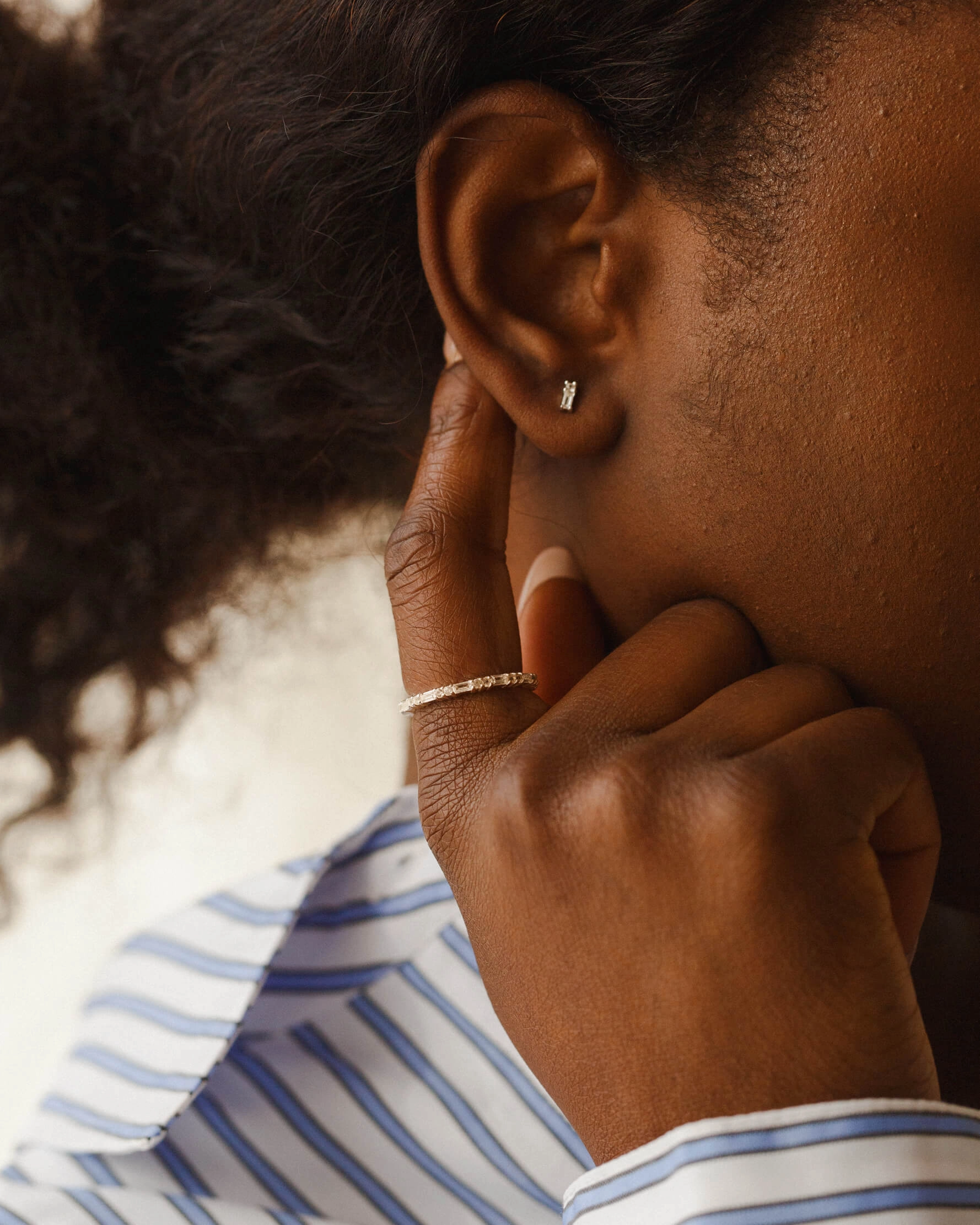 Eye Catcher Sparkling Edge Grace Diamond Ring