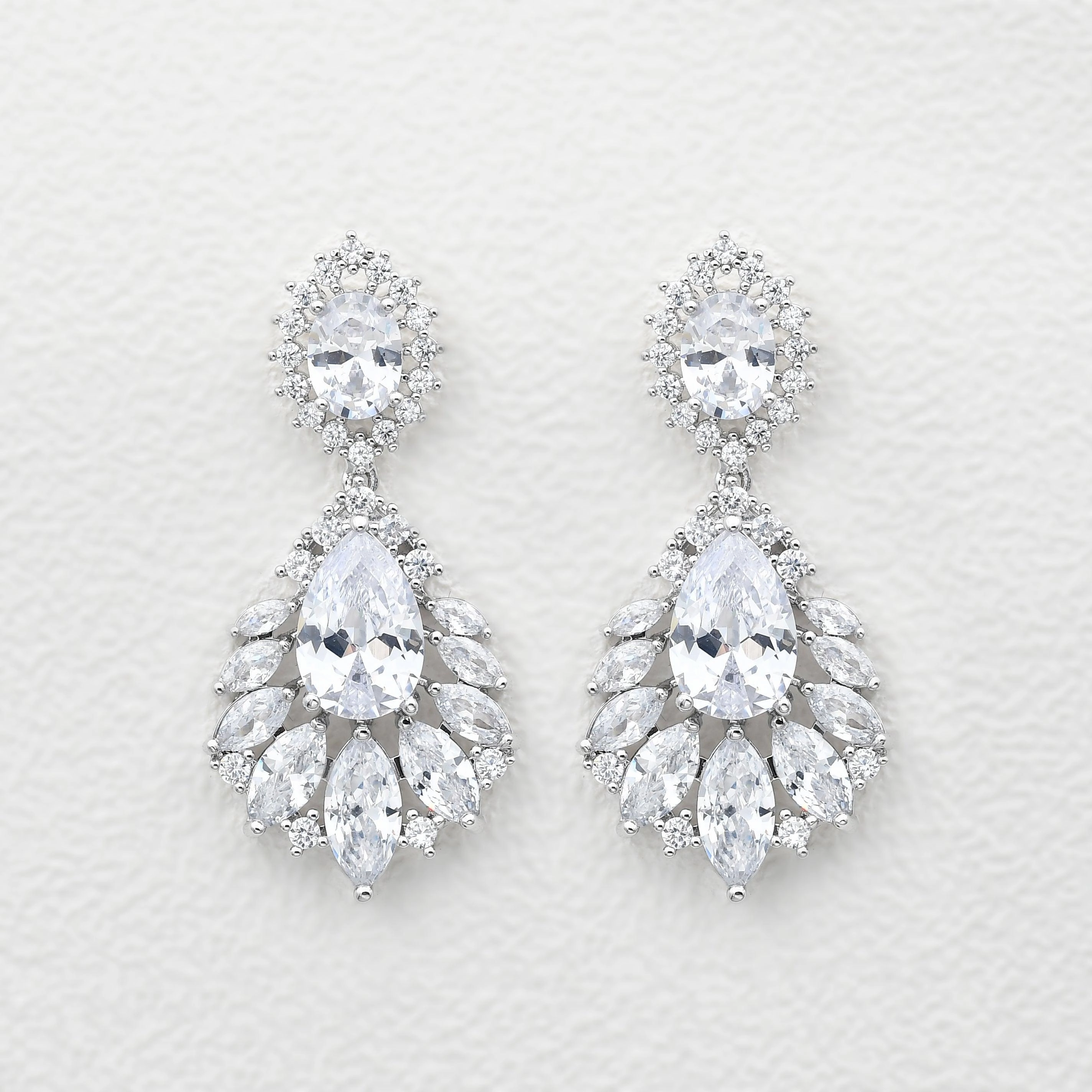 Felicegals Stimulated Diamond Pear Drop Earrings Vintage Mood Bridal Look