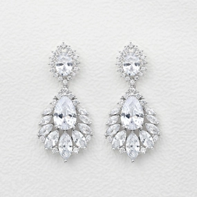 Felicegals Stimulated Diamond Pear Drop Earrings Vintage Mood Bridal Look