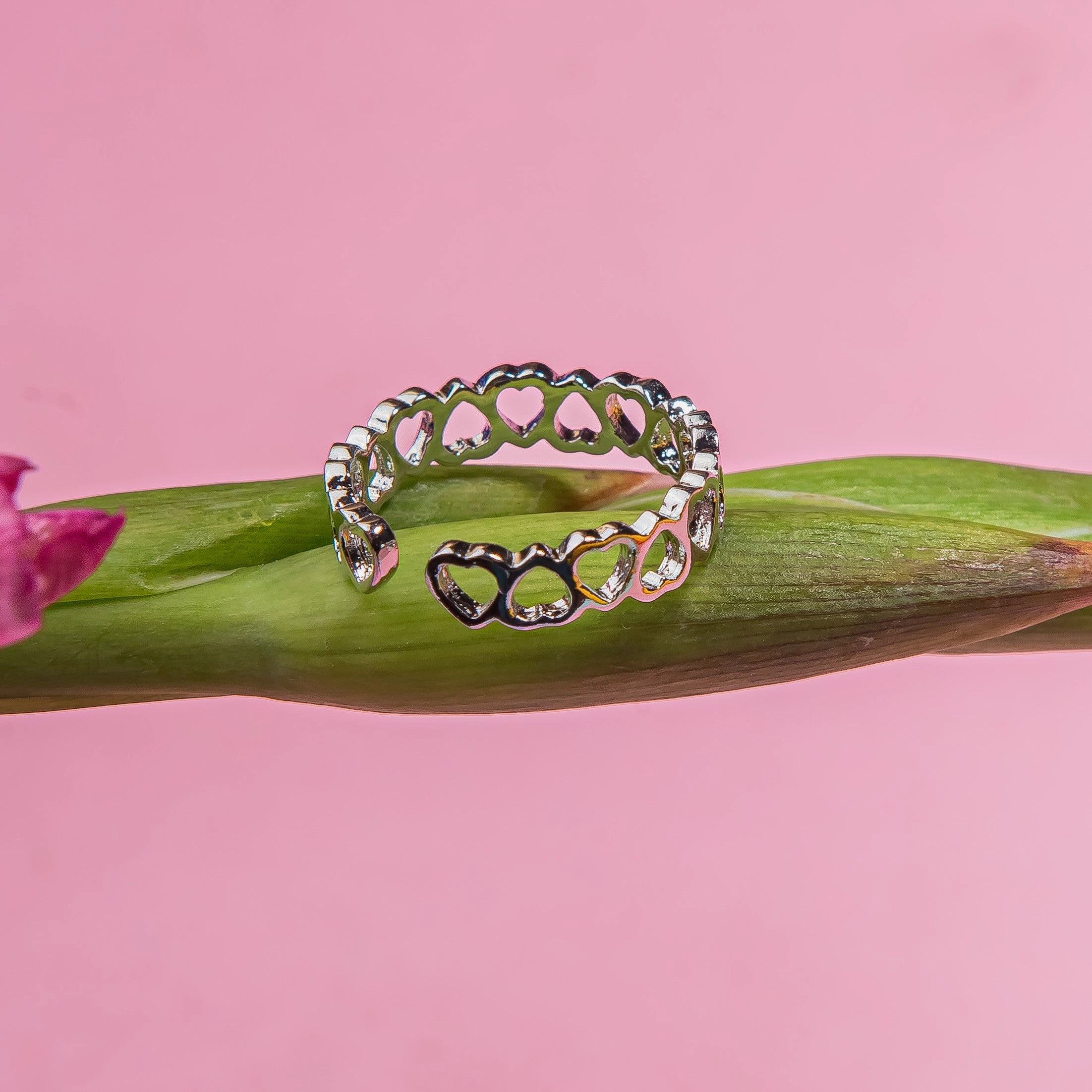 Formal Vibe Handmade heart ring