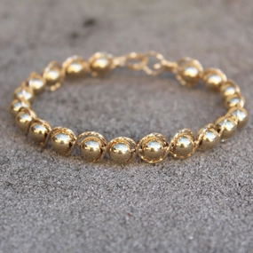 14kt Gold Filled Beads 14kt Gold Filled Outline Twist Wire Bracelet Travel Essential
