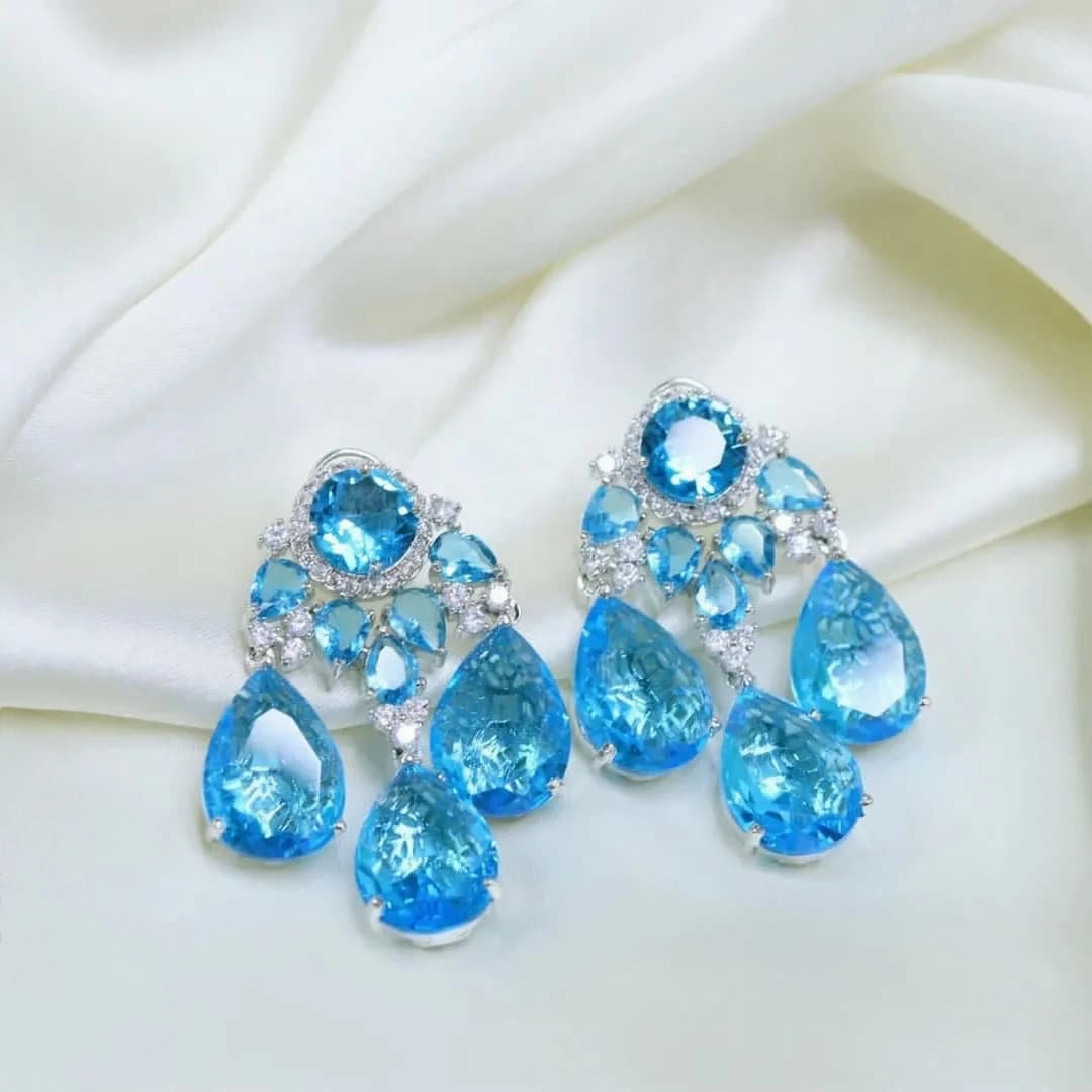 Vintage Detail Delicate Style Heritage cocktail Earring