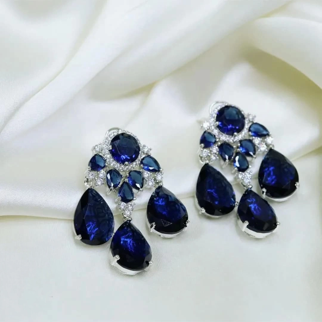 Heritage cocktail Earring Premium Look Graceful Mood