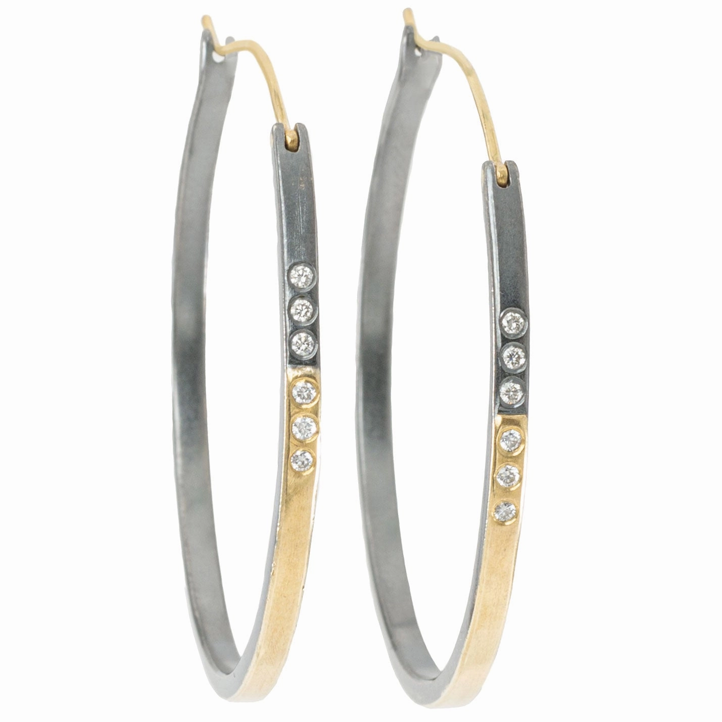 Magnificent Trinket Simple Piece Hoop Dream Earrings 2.0 - Medium - 18k Gold   Reclaimed Diamonds