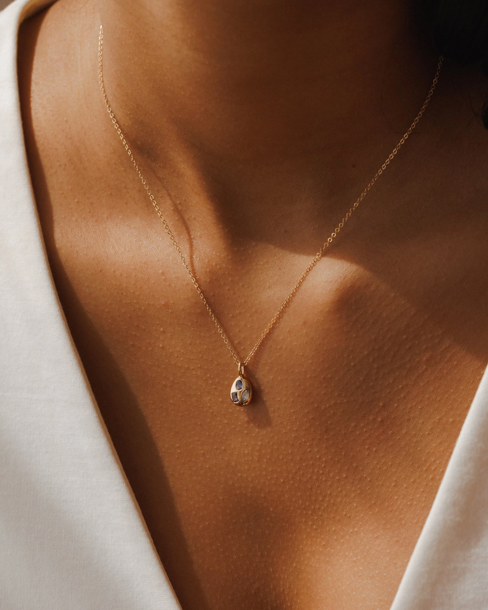 I Am Necklace Bold Glance