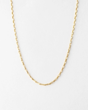 Iconic Chain Office Wear Creative Twist