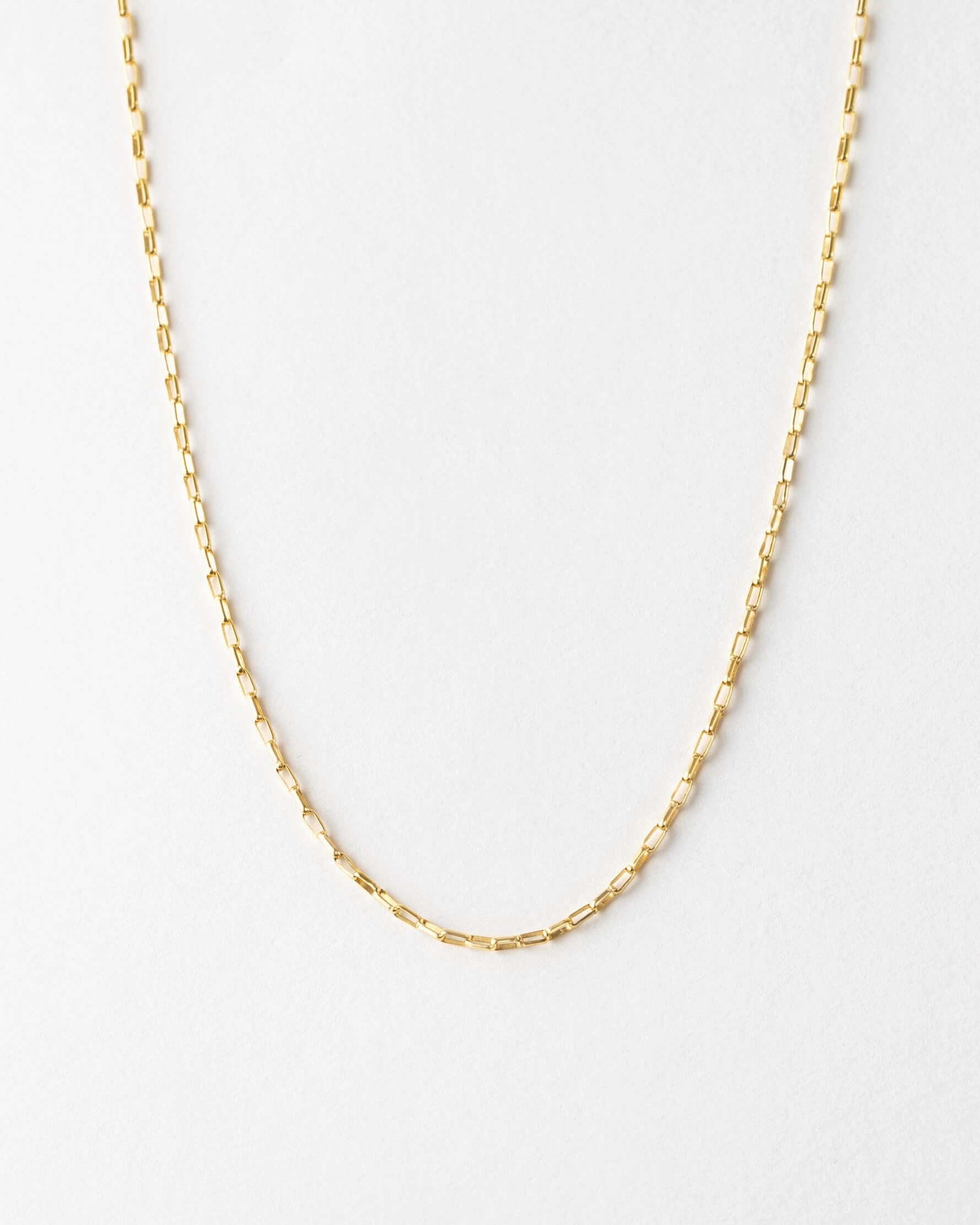 Iconic Chain Office Wear Creative Twist