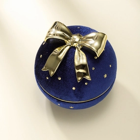 Magnificent Adornment Trend Focus "Gift From The Stars" Necklace Gift Box