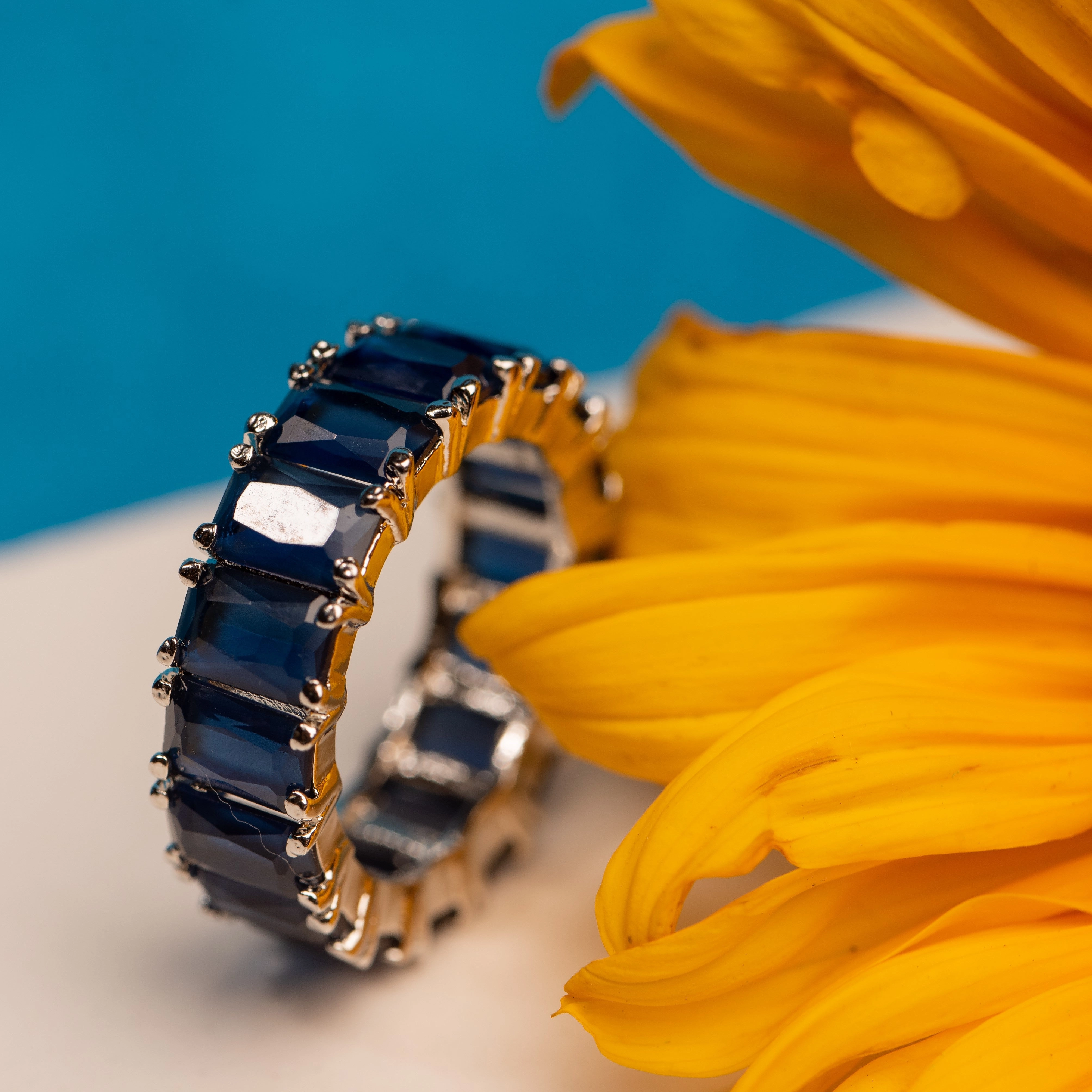 Irish octo ring Mood Piece Close Detail