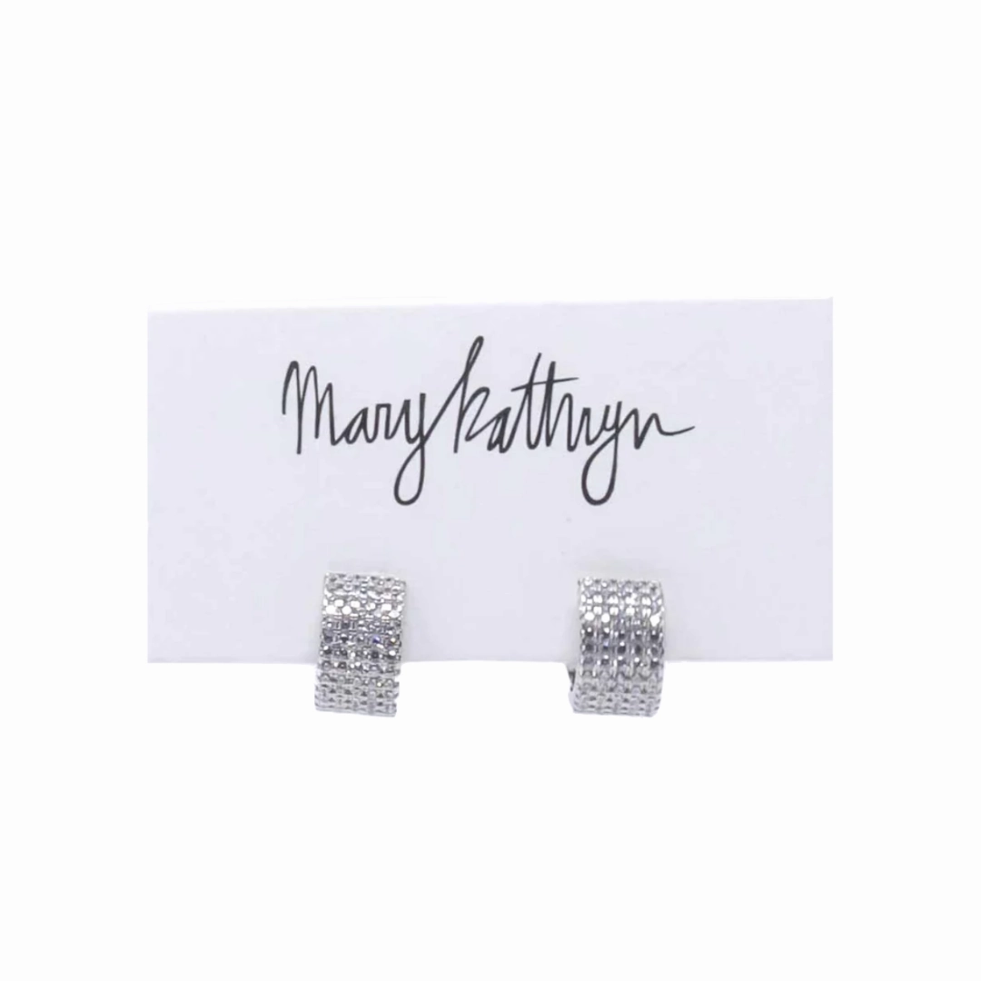 Jessica Pave Huggies Spiral Embellishment