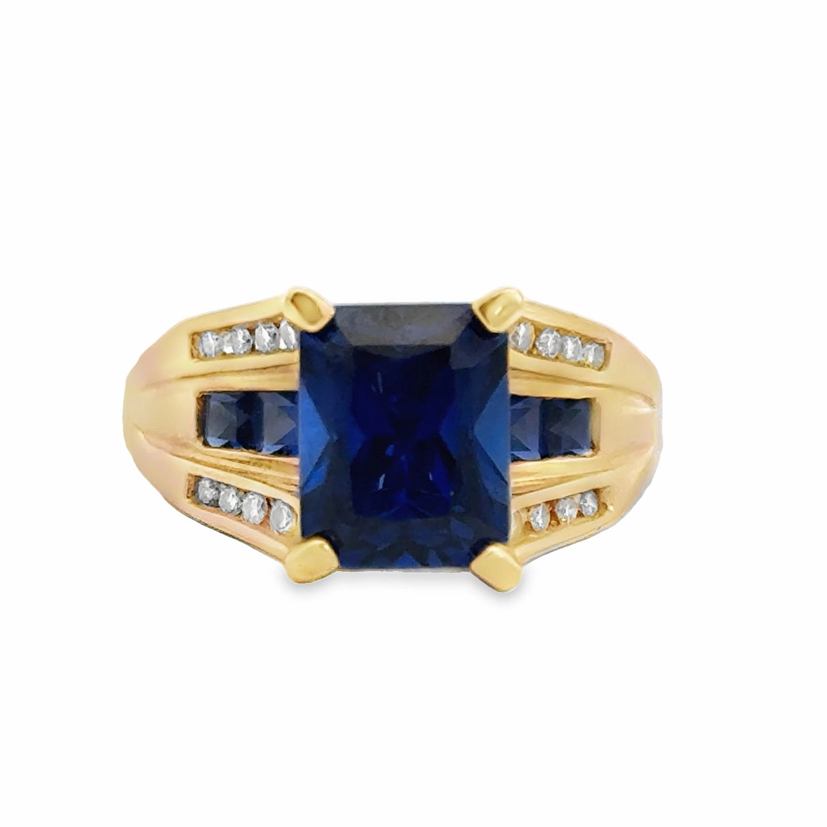Kirkland Jewelry Estate | 10K Yellow Gold Synthetic Blue Sapphire Ring Elegant Appeal