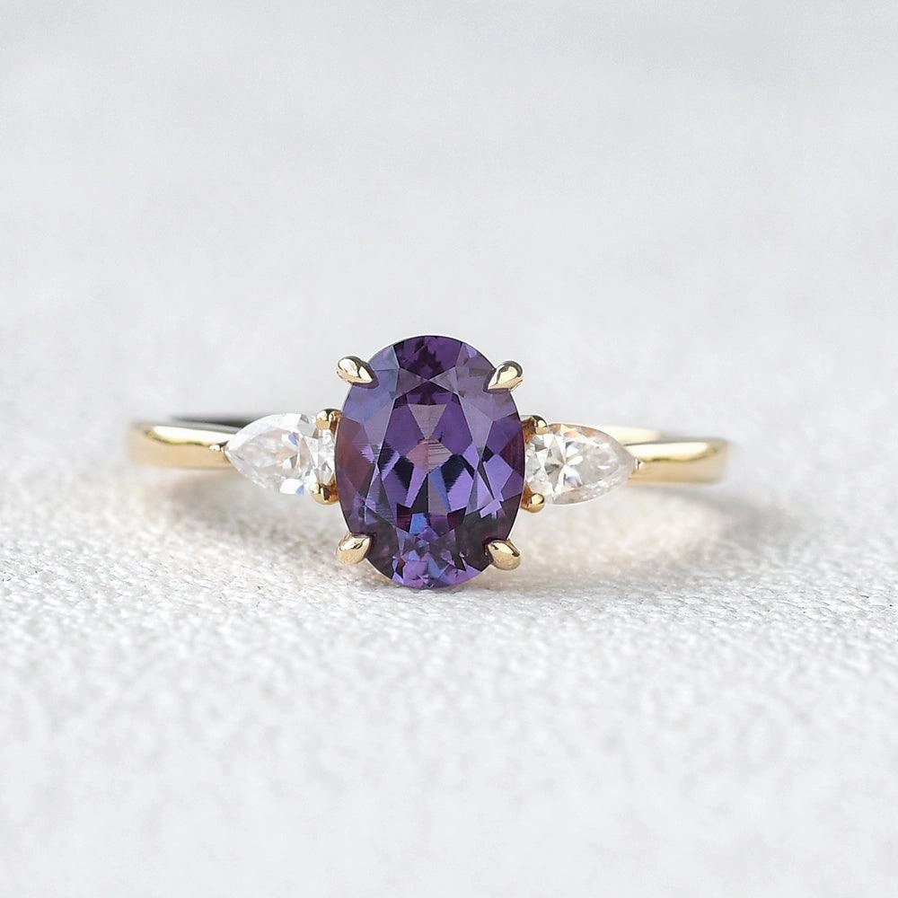 Dreamy Mood Lab Created Alexandrite Yellow Gold Ring