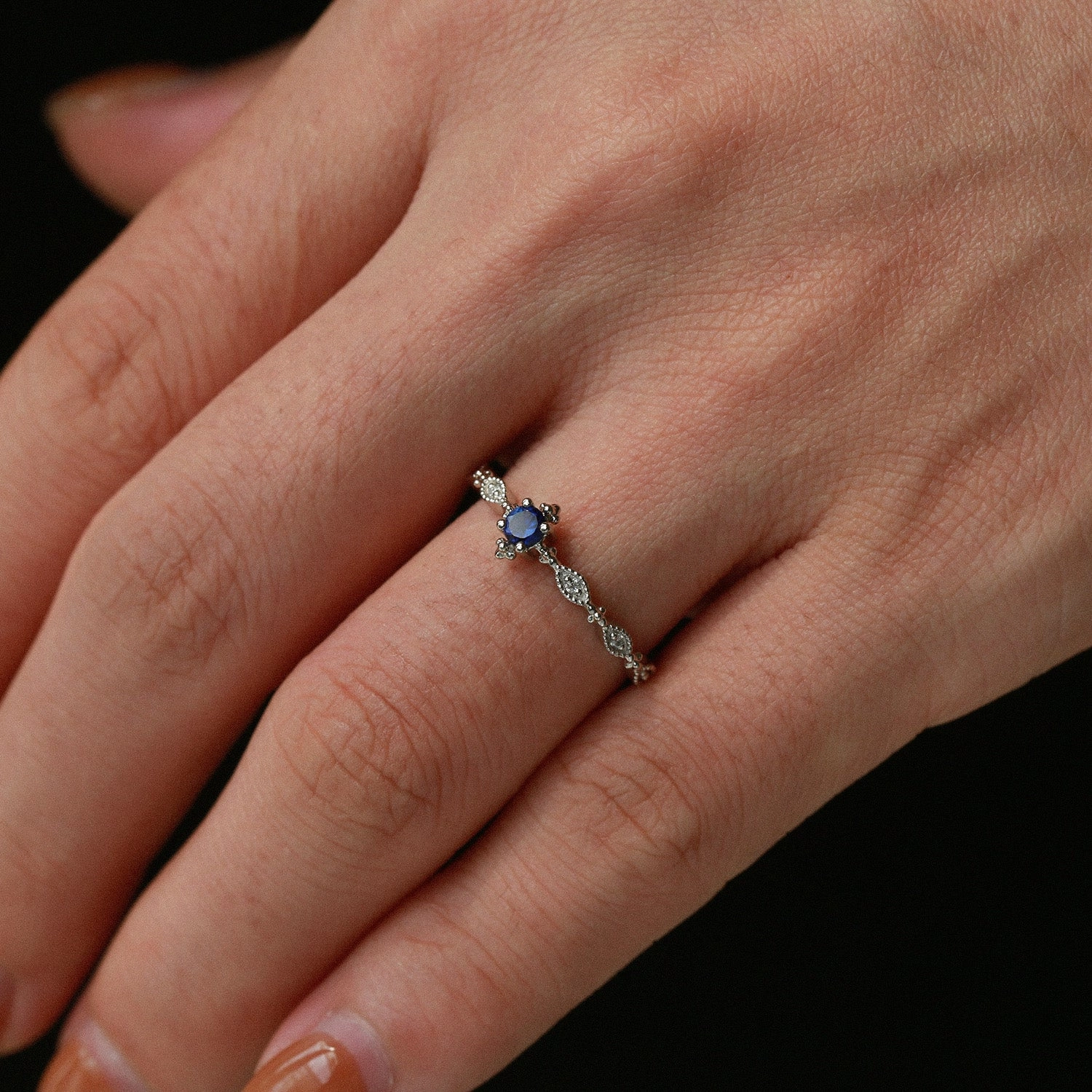 Shining Design Everyday Feature Lab Sapphire Vintage Inspired White Gold Ring