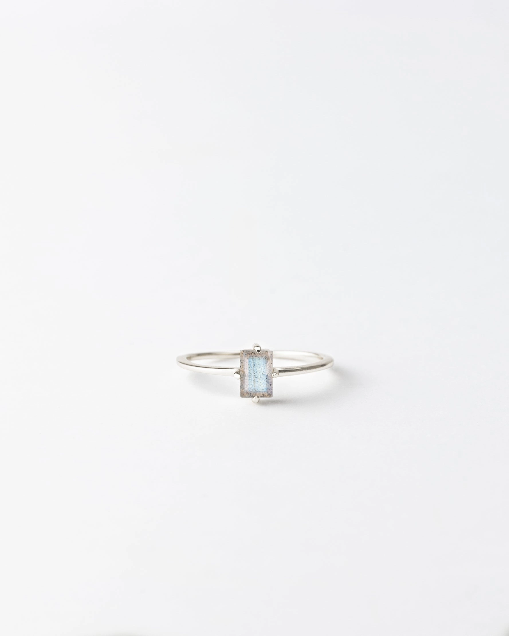 Light Spark Labradorite Grand Baguette Ring