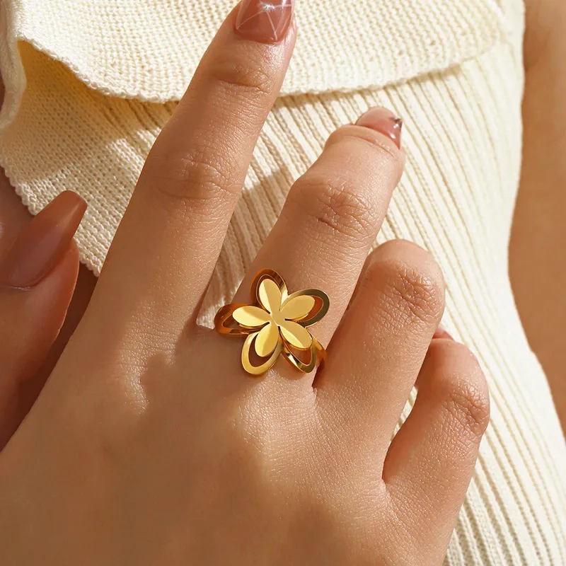FLORA GOLD RING(Adjustable) Artisan Shape Stylish Ornament
