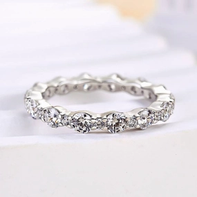 Editorial Look Unique Radiance Louily Lovely Round Cut Women's Wedding Band In Sterling Silver