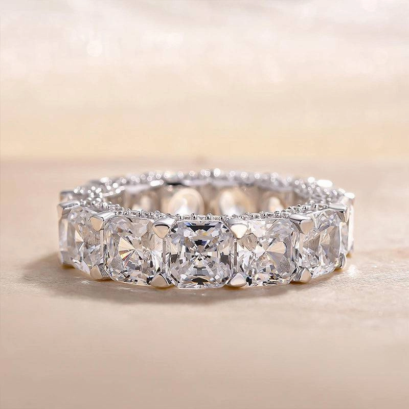 Unique Craftwork Elegant Beauty Louily Luxurious Cushion Cut Women's Wedding Band In Sterling Silver