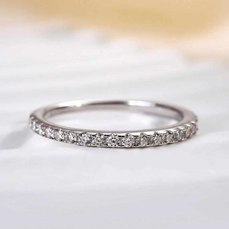 Winter Mood Luxe Pick Louily Moissanite Half Eternity Thin Women's Wedding Band