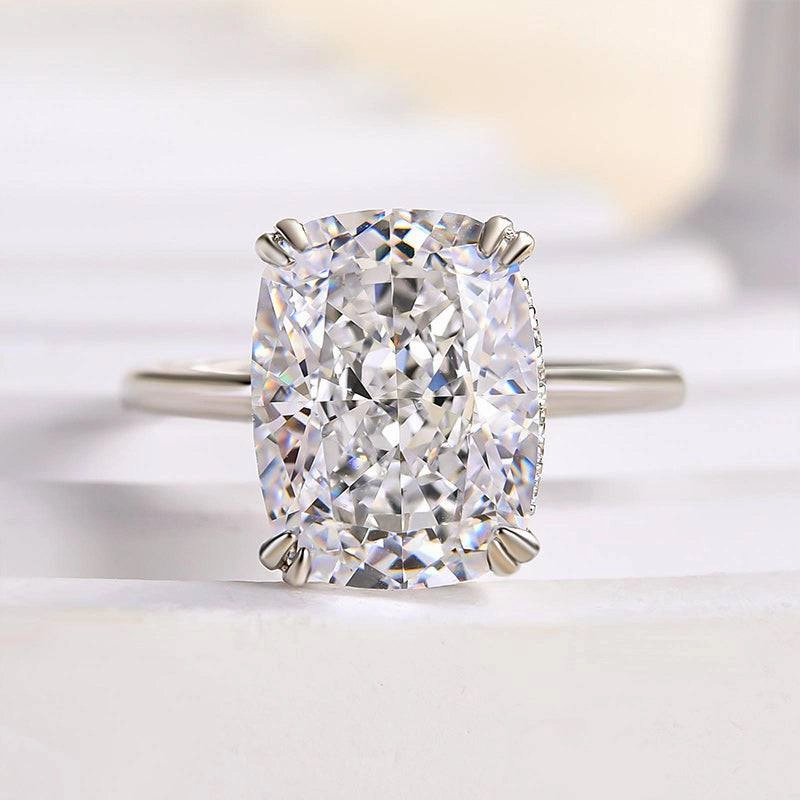 Louily Precious Crushed Ice Cushion Cut Engagement Ring Glam Set