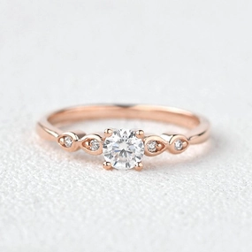 Evening Outfit 0.3ct Moissanite Rose Gold Four Prongs Ring