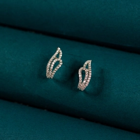 Minimellow cz stud Understated Fit Evening Accent