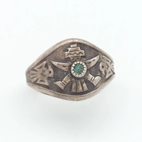Navajo Handmade Sterling Silver Turquoise Ring (Hallmark Unknown) (Size 7) Fashionable Style