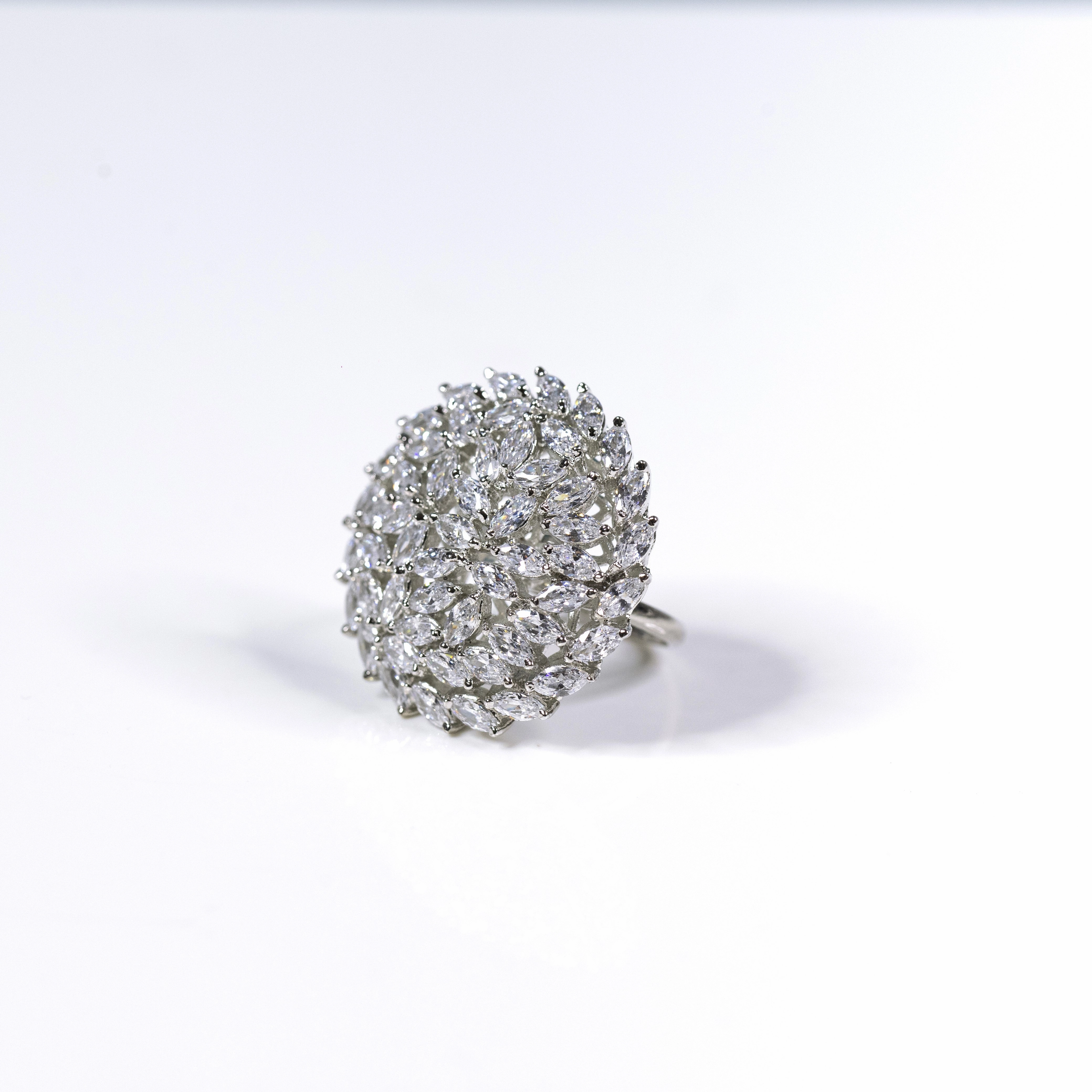 Gift Feature Distinctive Highlight Marquila round sparkle adjustable ring