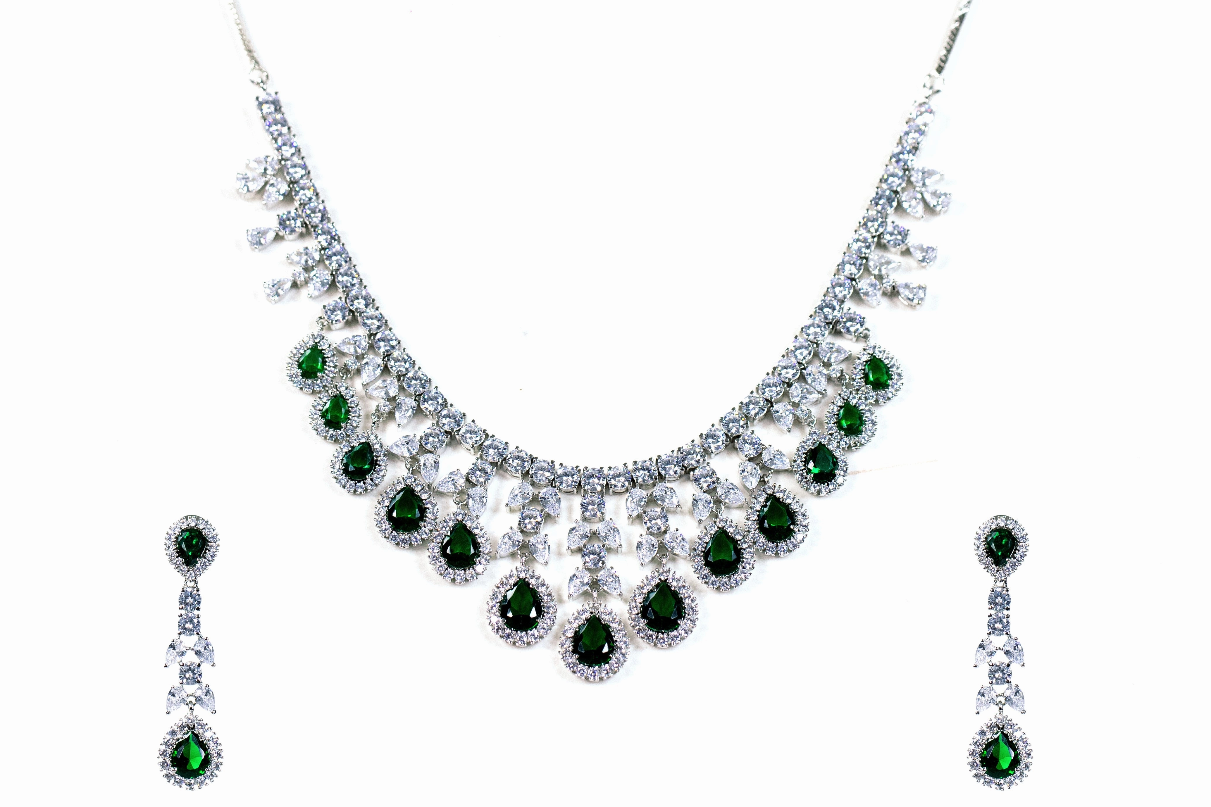 Marvello shimmer Necklace set Perfect Layer Modern Edge