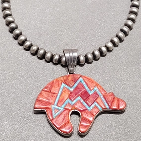 Refined Accent Bridesmaid Gift Melvin Francis Navajo Heart line Sterling Silver Bear Bead Necklace Handmade Native American