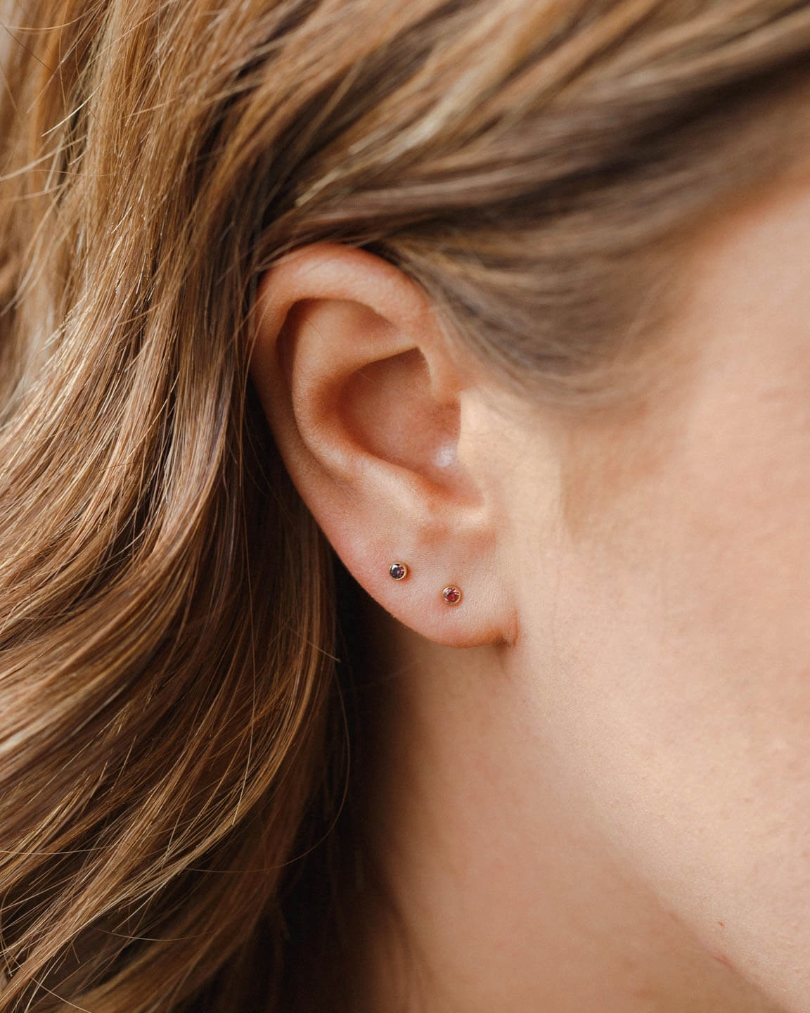 Mini Aura Birthstone Studs Sparkling Shine Fresh Edge