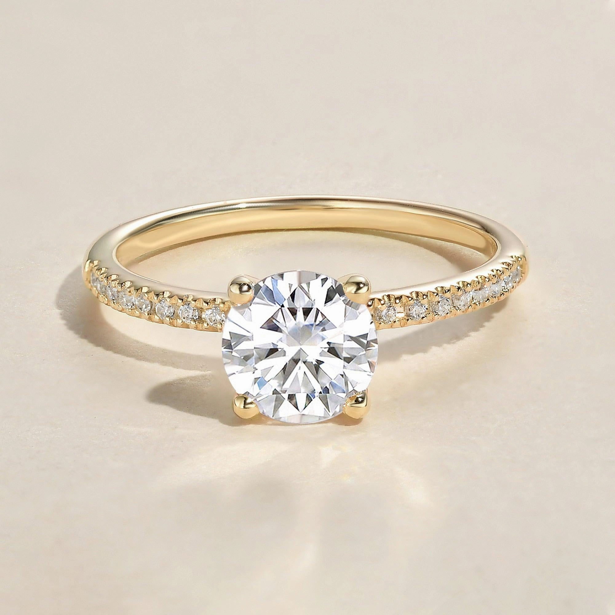 Gleaming Shine 1.0ct Round Moissanite Four-Prong Classic Solitaire Ring