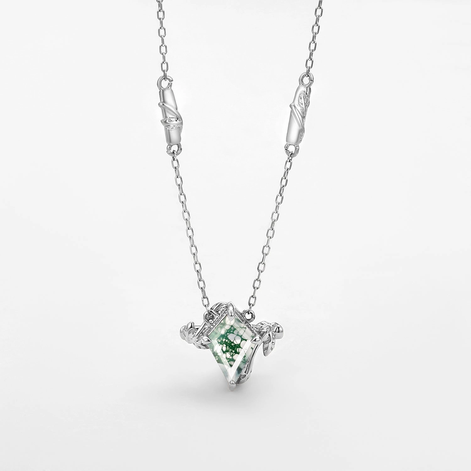 Natural Inspired Moss Agate Kite Leafy Necklace - Lark Modern Layer All Day Spark