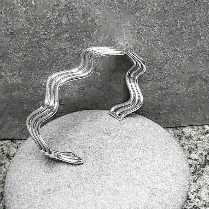 Via Taxco 3 Wire Wavy Bracelet Festive Wear