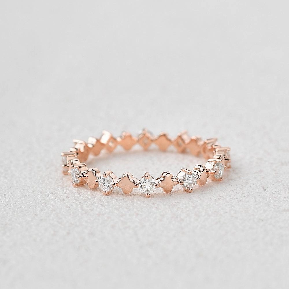 Formal Look Moissanite Cluster Rose Gold Band
