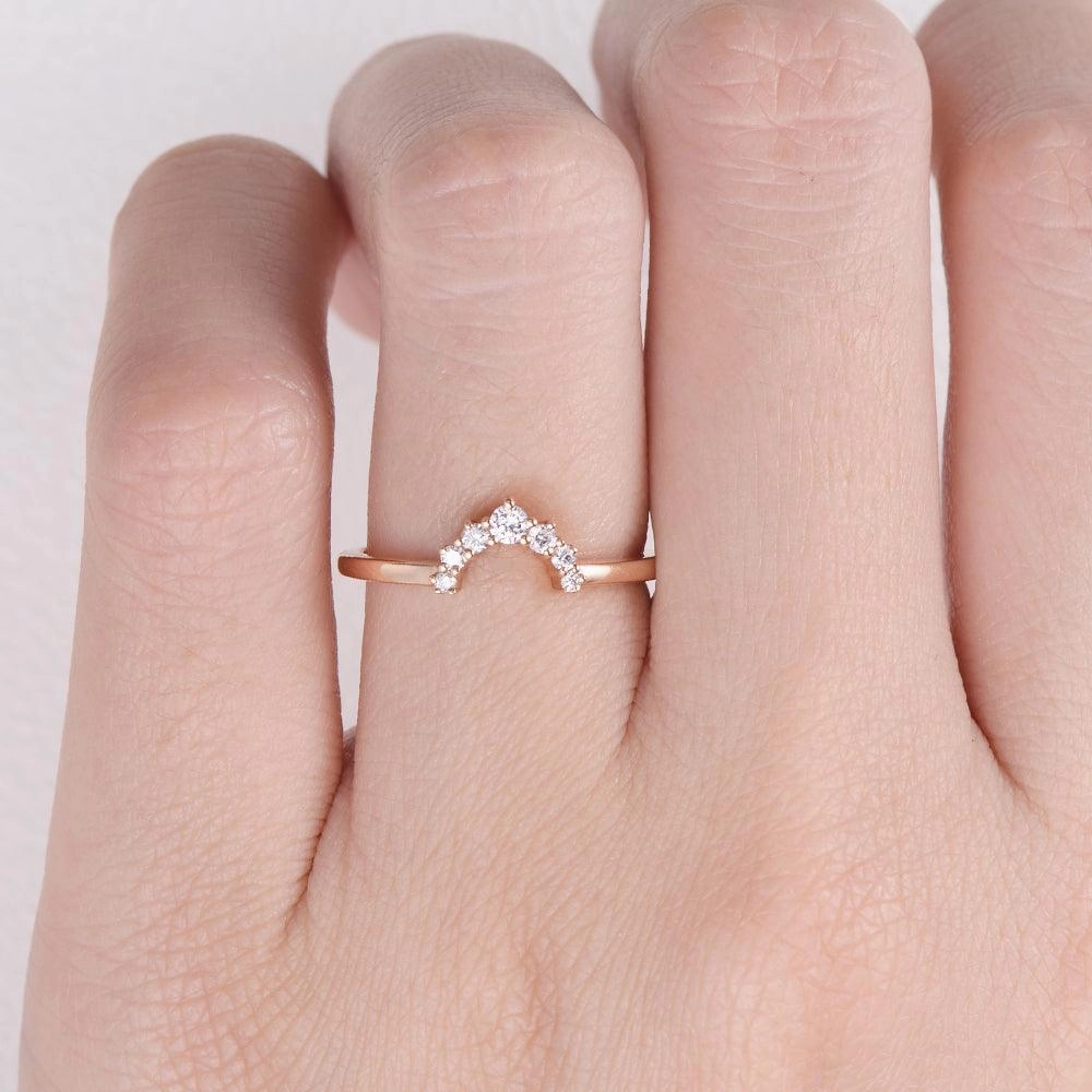 Versatile Shine Moissanite Curved Rose Gold Wedding Ring