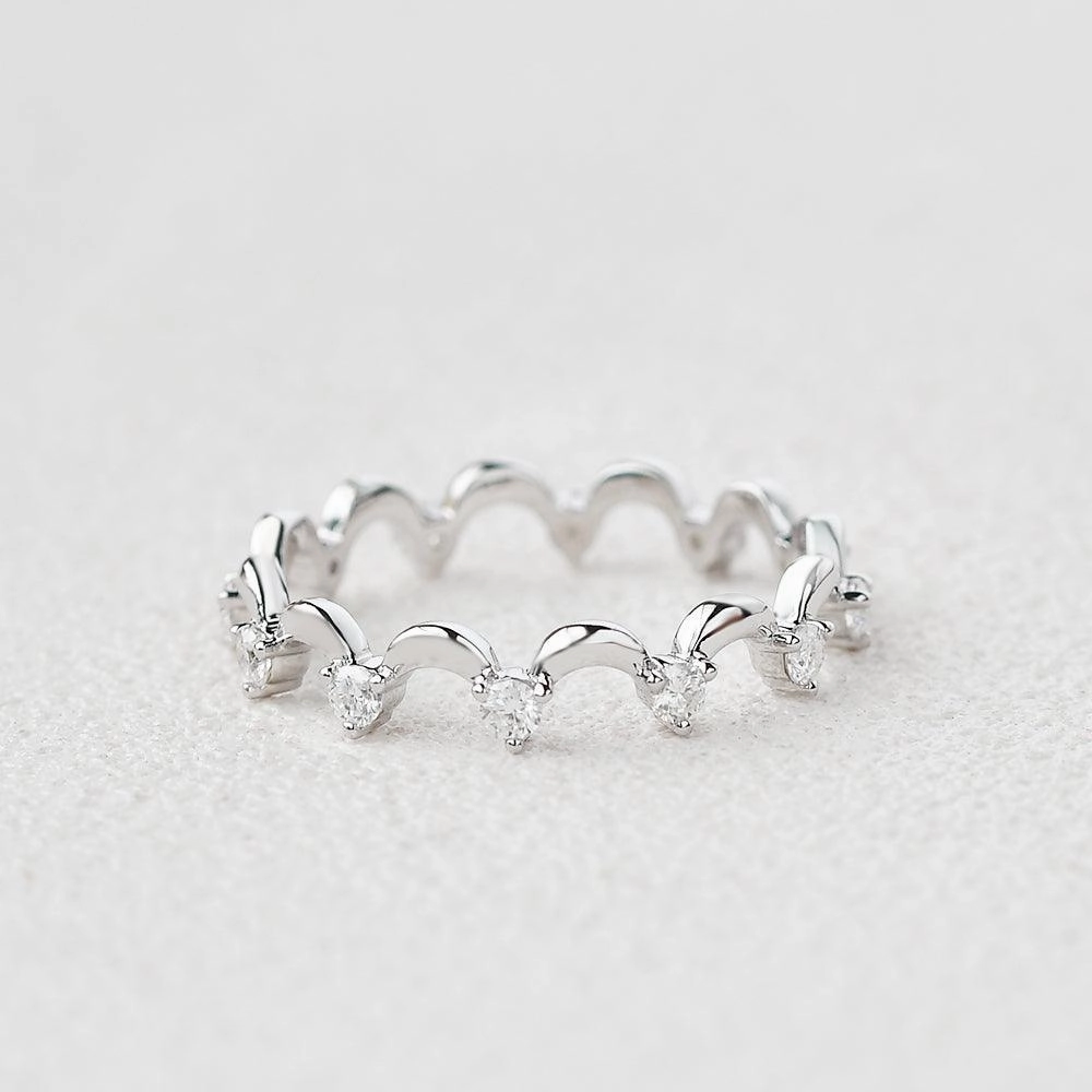 Minimalist Accent Moissanite Wave Inspied Cluster Rose Gold Band