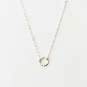 Flat Lay Mona Necklace