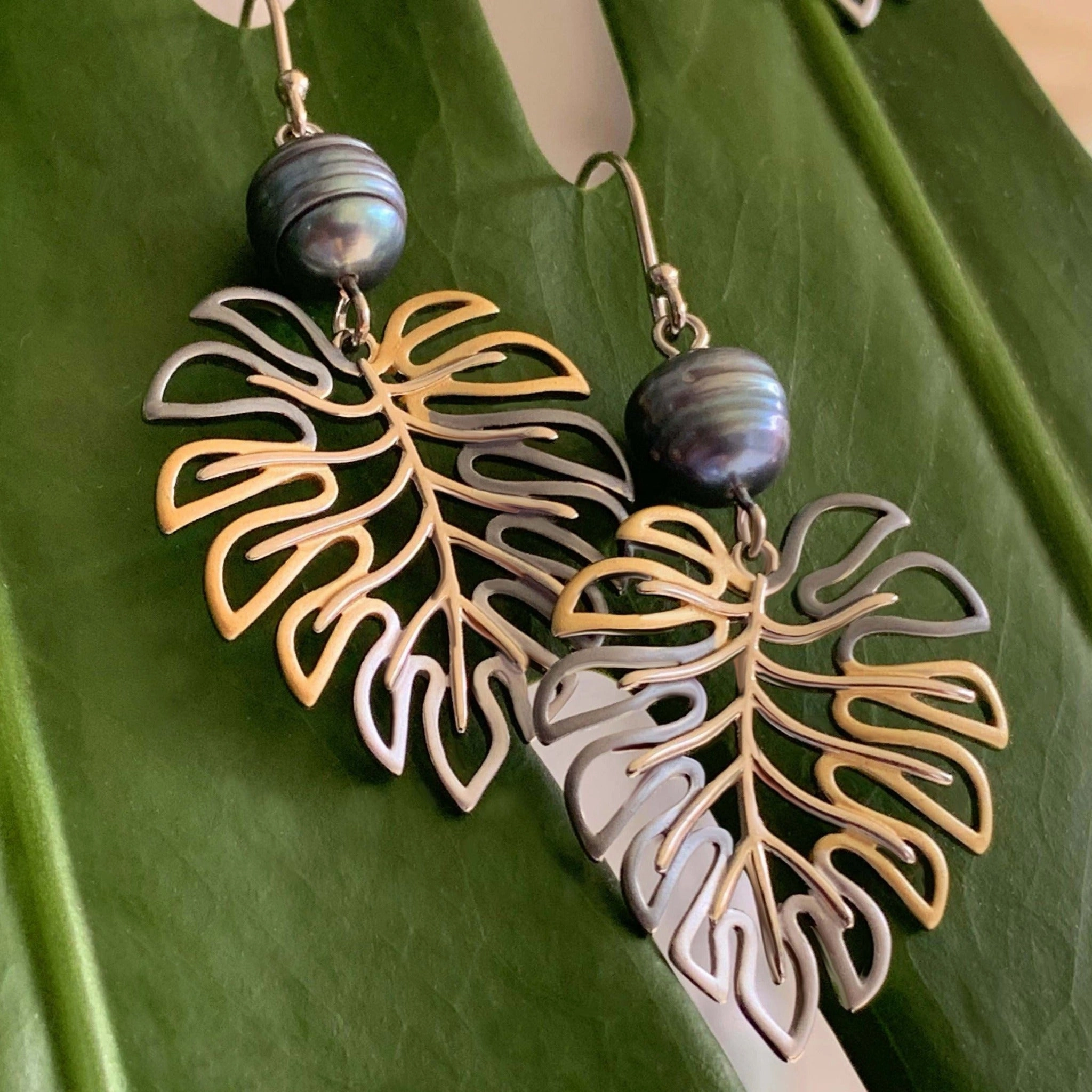 Monstera Leaf Pearl Earrings Pretty Essential Secure Style
