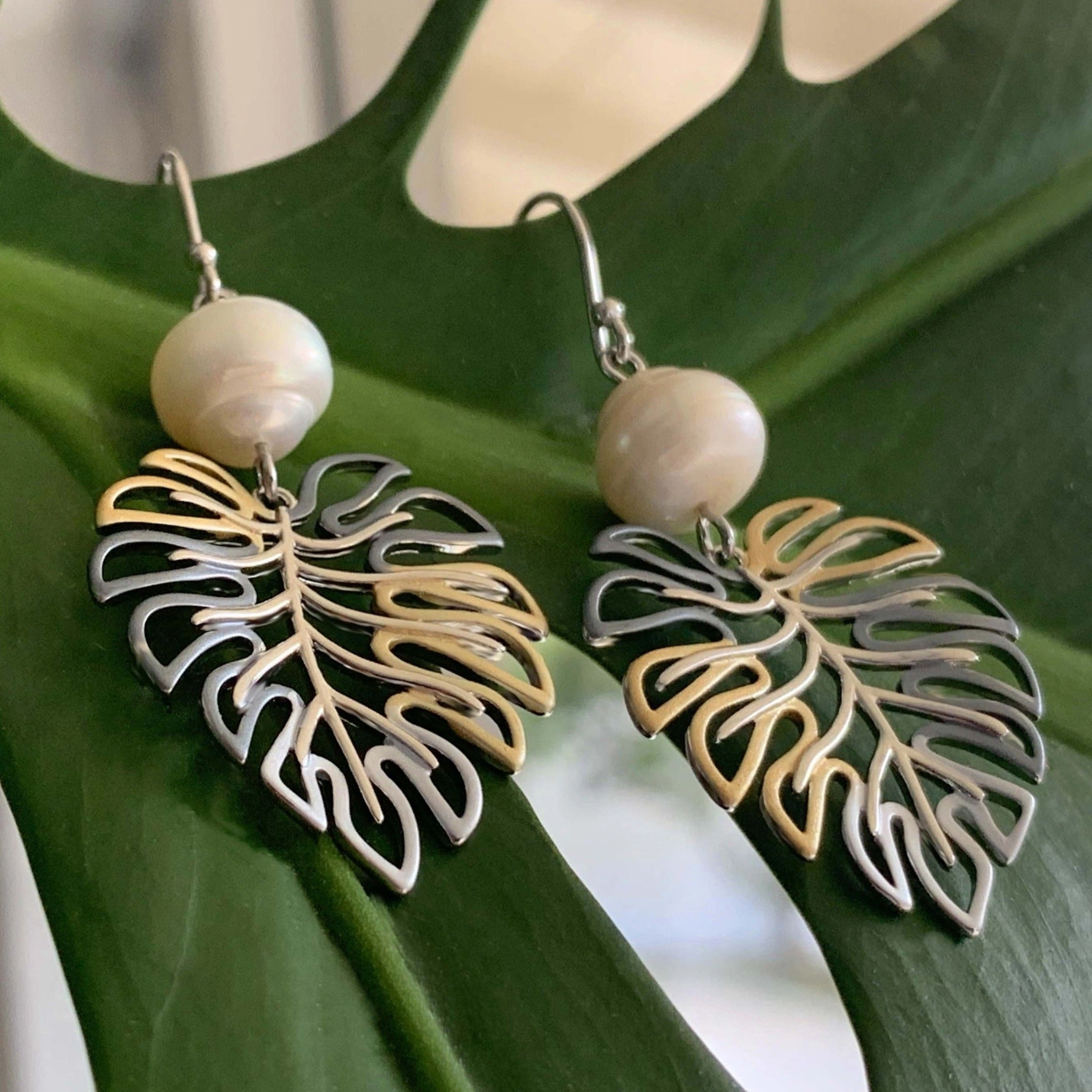 Monstera Leaf Pearl Earrings Durable Style