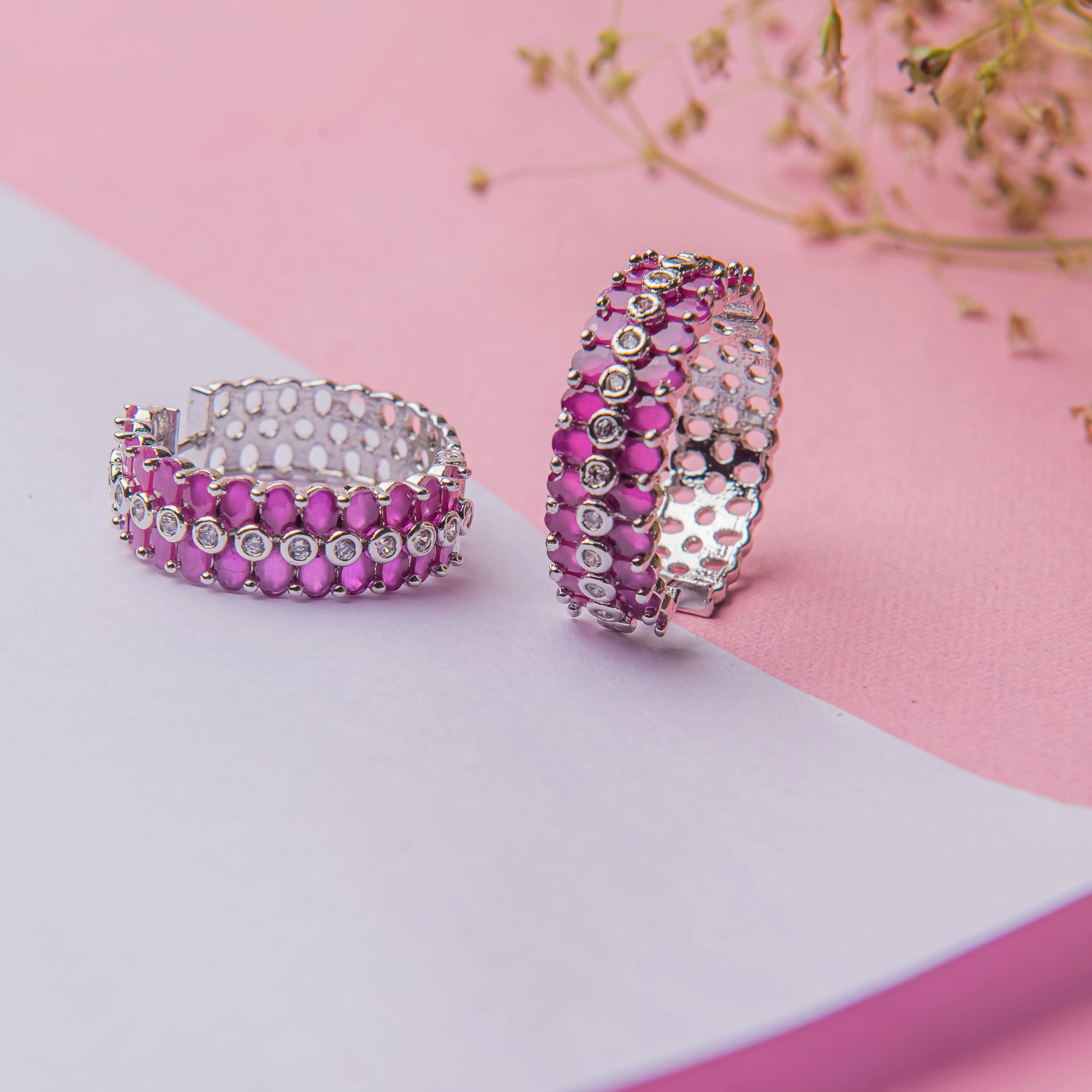 Mystical oval solitaire loop Charming Stones