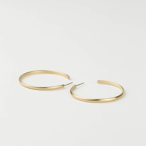 Naomi Hoops Modern Outfit