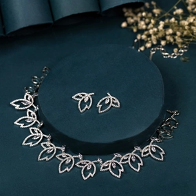 Natura marquise necklace set Elegant Accent