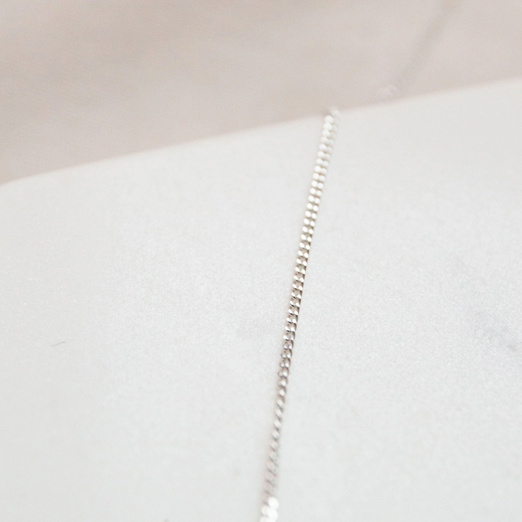 Instant Update Dainty Curb Chain Bracelet