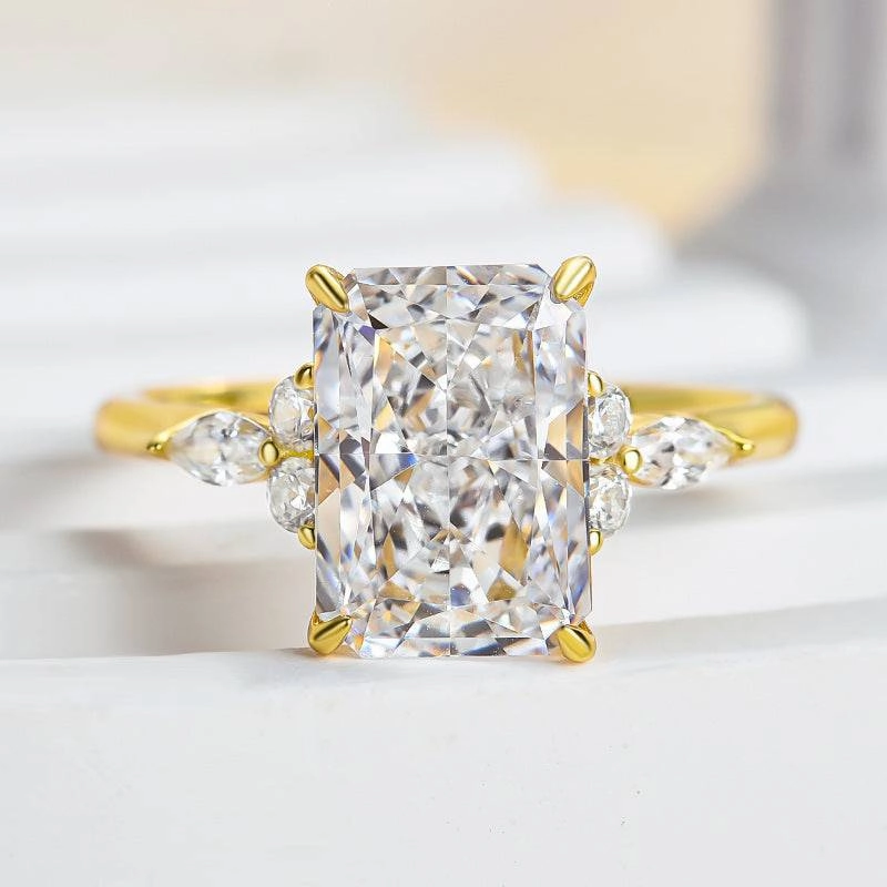 Sleek Piece Fashionable Shine Noble Yellow Gold Crushed Ice Radiant Cut Engagement Ring